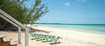 Brand new lovely beachfront 2-bedroom house with WiFi, AC in Governor's Harbour