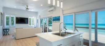 Brand new lovely beachfront 2-bedroom house with WiFi, AC in Governor's Harbour