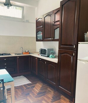 Oven, stovetop