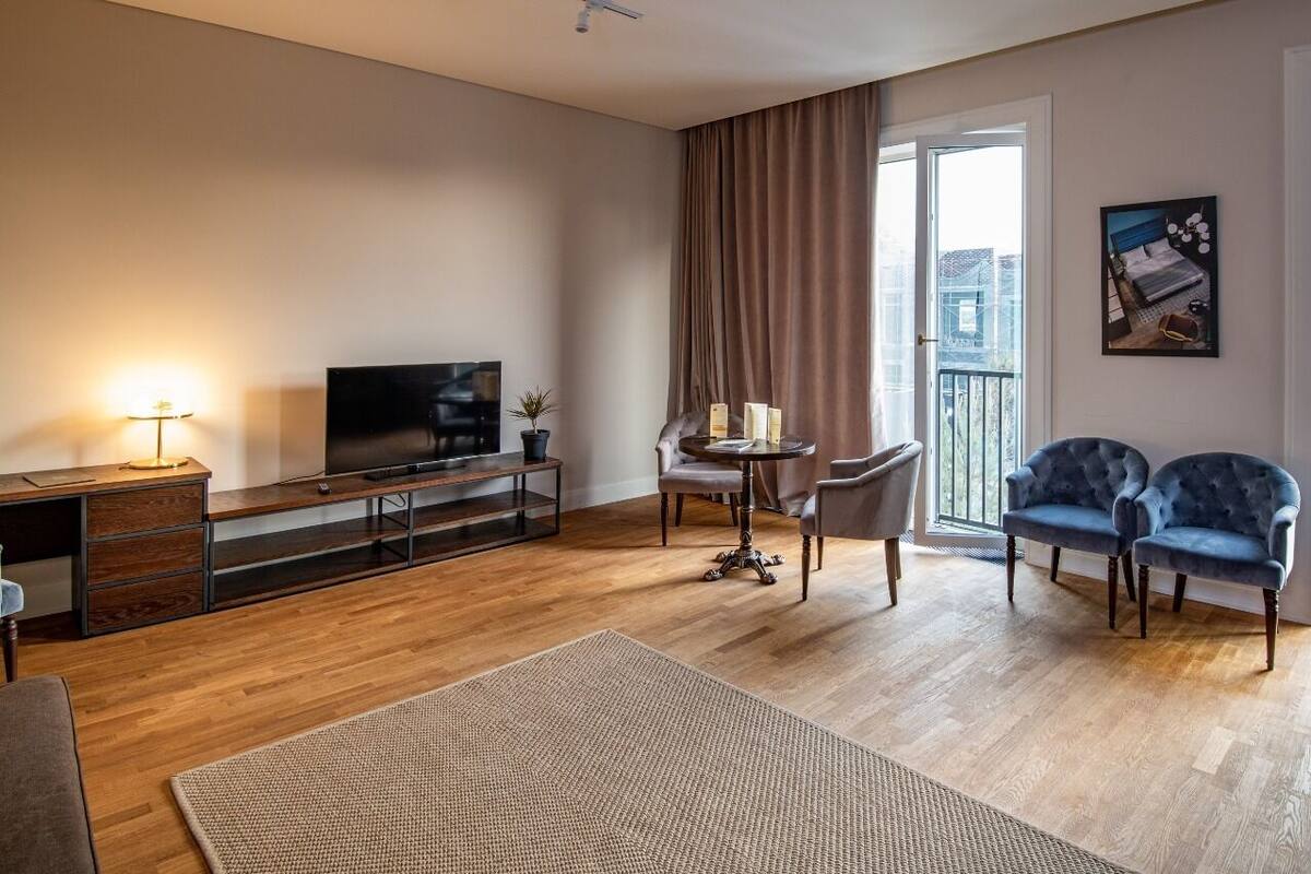 Luxury Apartment | 1 bedroom, desk, free WiFi