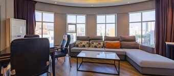 Lihao Hotel (Zhaotong Ancient City)