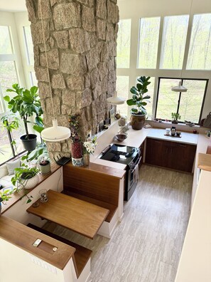 Kühlschrank, Ofen, Herdplatte, Geschirrspüler