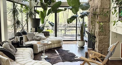 Artistic Modern Forest Retreat Minutes from Guilford Shores