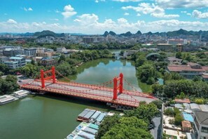 View from property - Dong'an Business Hotel (Guilin University of Technology Pingfeng Campus Branch) (Guilin)