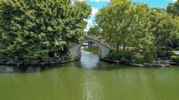 Vue depuis lâhĂ©bergement