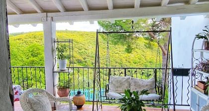 Superb Villa with pool - Exceptional view, 30min from the sea