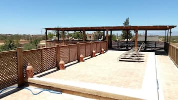 Comfort Suite, Air conditioning, Pool View | Terrace/patio