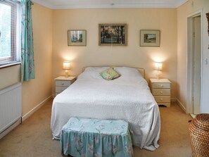 Unclassified image, 5 of 24, button