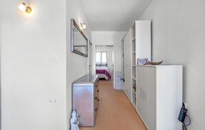 2 chambres, fer et planche à repasser, Wi-Fi gratuit