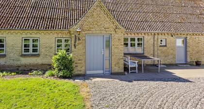 2 bedroom amazing home in Samsø