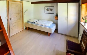 2 bedrooms, free WiFi