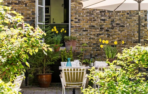 Beautiful home in Odense M with WiFi