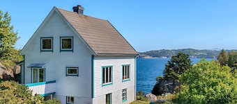 Lækkert hus med 4 soveværelser i Urangsvåg