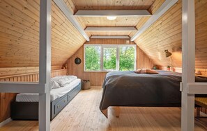 2 室のベッドルーム、旅行用ベビーベッド、WiFi (無料)