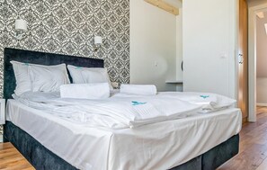 2 bedrooms