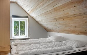 8 bedrooms, free WiFi - 8 bedroom nice home in Rømø (Rømø)