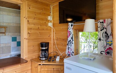 1 bedroom nice home in Byxelkrok