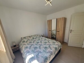 1 makuuhuone, silitysrauta/-lauta, vauvan matkasänky, Wi-Fi