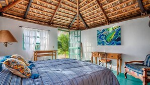 Unclassified image, 3 of 52, button - Charming bungalow in lovely El Pescadero with WiFi, AC (El Pescadero)