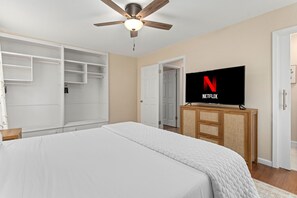 3 chambres, fer et planche à repasser, Wi-Fi gratuit, draps fournis