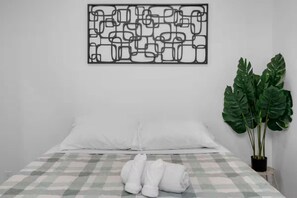 1 chambre, fer et planche à repasser, Wi-Fi, draps fournis