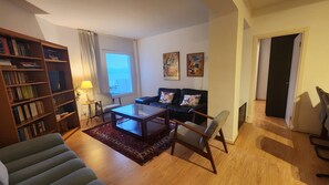 Een televisie en een dvd-speler