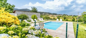 Vacation home with private pool ideal for families - Casa da Professora