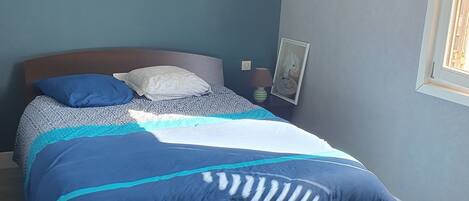 2 bedrooms, WiFi, bed sheets