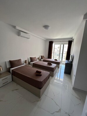 2 chambres, fer et planche à repasser, Wi-Fi, draps fournis