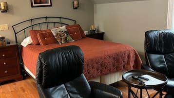 1 bedroom, desk, iron/ironing board, WiFi (free)
