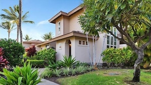 Unclassified image, 4 of 29, button - Pools, Gym & BBQ, Near Beach & Golf, Tennis (Waikoloa Village)