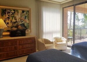 2 bedrooms, iron/ironing board, WiFi, bed sheets - Peaceful 2BR retreat with pool & golf views (Waikoloa Village)