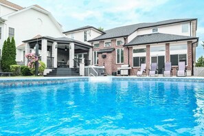 Pool - Main Unit Luxurious Oasis with a Private Pool (Windsor)