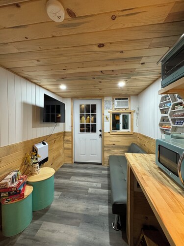 4-bedroom Tiny House on Wheels b/w Flagstaff & Grand Canyon
