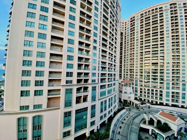 Exterior - الاسكندريه شارع الكازينو سان ستيفانو عمارة الاوقاف (Alexandria Governorate)