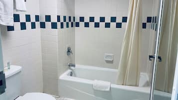 Towels, soap, shampoo, toilet paper