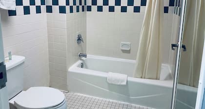 Excel Inn & Suites