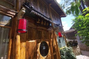 Ảnh chưa phân loại, 4 trong số 73 ảnh, nút