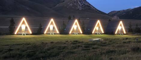 Vista frontal de la propiedad