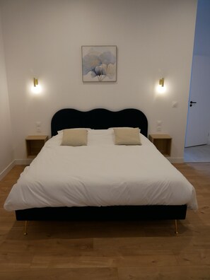 3 Schlafzimmer, Reisekinderbett, kostenloses WLAN, Bettwäsche