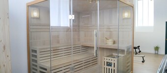 Spacious, comfortable gîte with spa and pool access near Beaune