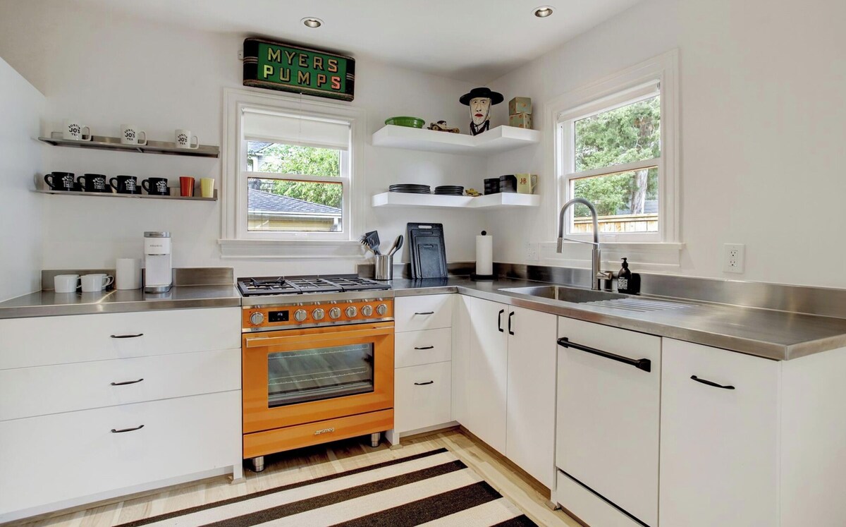 Photo 13 of Dog Friendly Cottage Near Eats and Treats