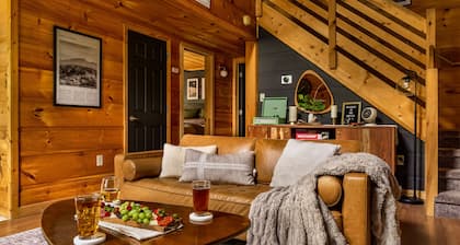 The Copper Bird Cabin