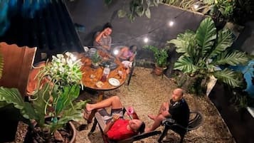 บริเวณนั่งเล่น