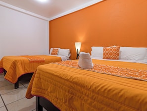 7 bedrooms, WiFi, bed sheets