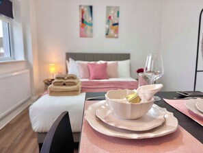 1 bedroom, iron/ironing board, WiFi, bed sheets