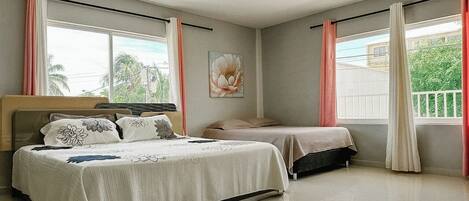 1 habitación, wifi y ropa de cama