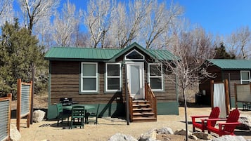 Deluxe Cabin, Mountain View | Terrace/patio