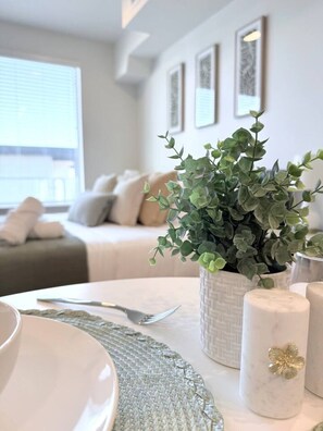 1 bedroom, desk, iron/ironing board, WiFi