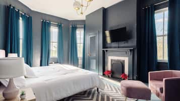 3 bedrooms, desk, free WiFi, bed sheets